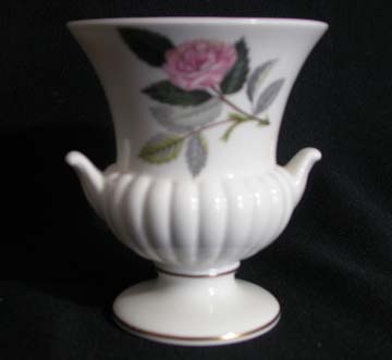 Wedgwood Hathaway Rose - R4317 Vase - Bud - Mini