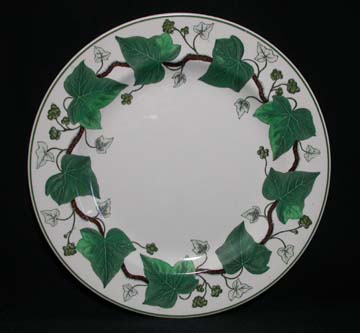 Wedgwood Napoleon Ivy Plate - Dinner